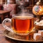 شربت خوری شیشه ای از جنس بلور مدل KTZB142 از برند بلینک مکس روی سینی