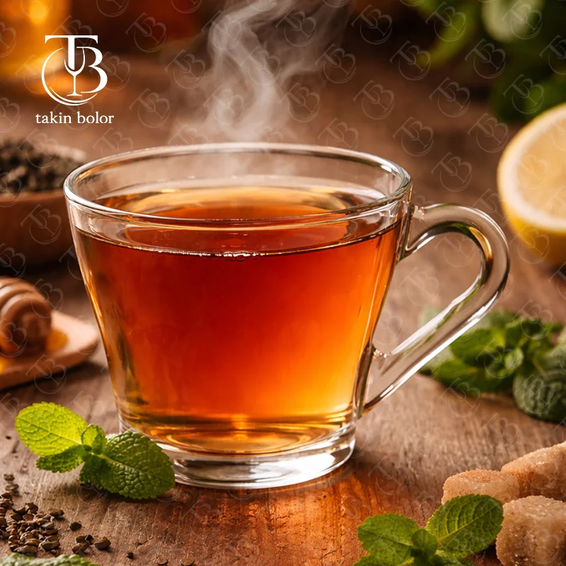 شربت خوری شیشه ای از جنس بلور مدل KTZB36 از برند بلینک مکس روی میز