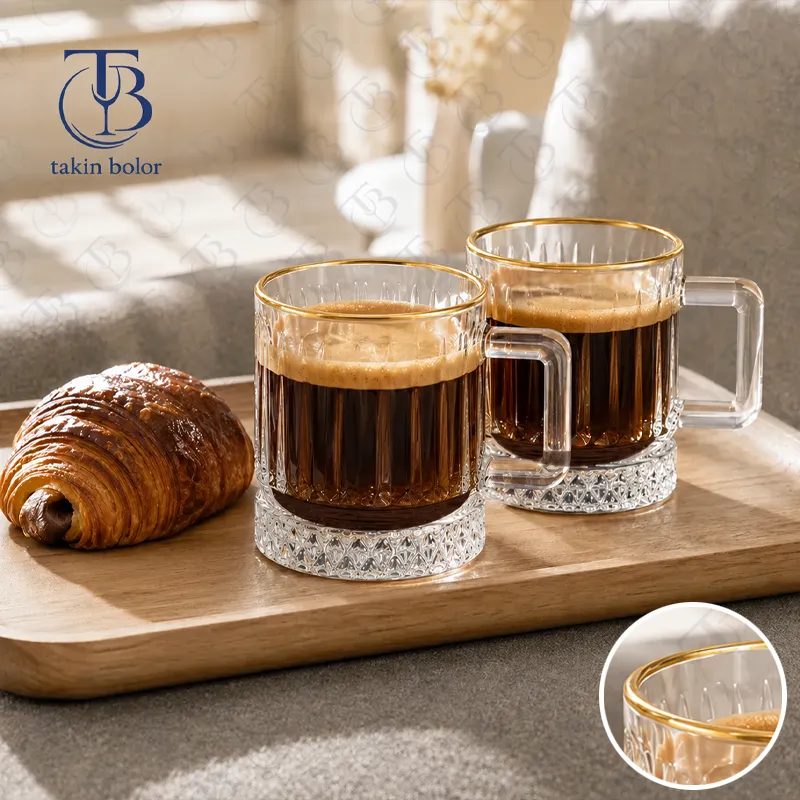 فنجان شیشه ای لب طلا از جنس بلور